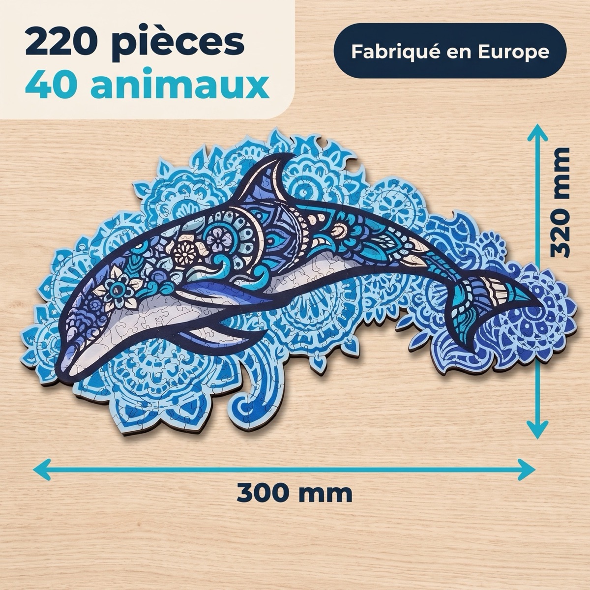 Dimensions du puzzle Dauphin Majestueux : 300 mm par 320 mm, 220 pièces dont 40 animaux, fabriqué en Europe